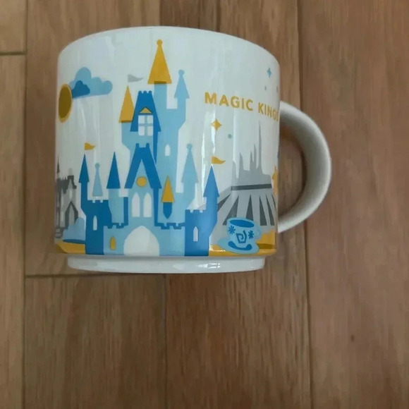 Starbucks | Collectible | Discontinued | Magic Kingdom Mug - Picture 1 of 5